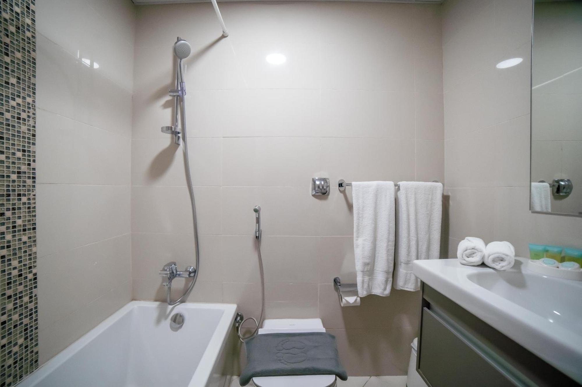 Continental Tower, Dubai Marina - Luton Vacation Homes Стая снимка