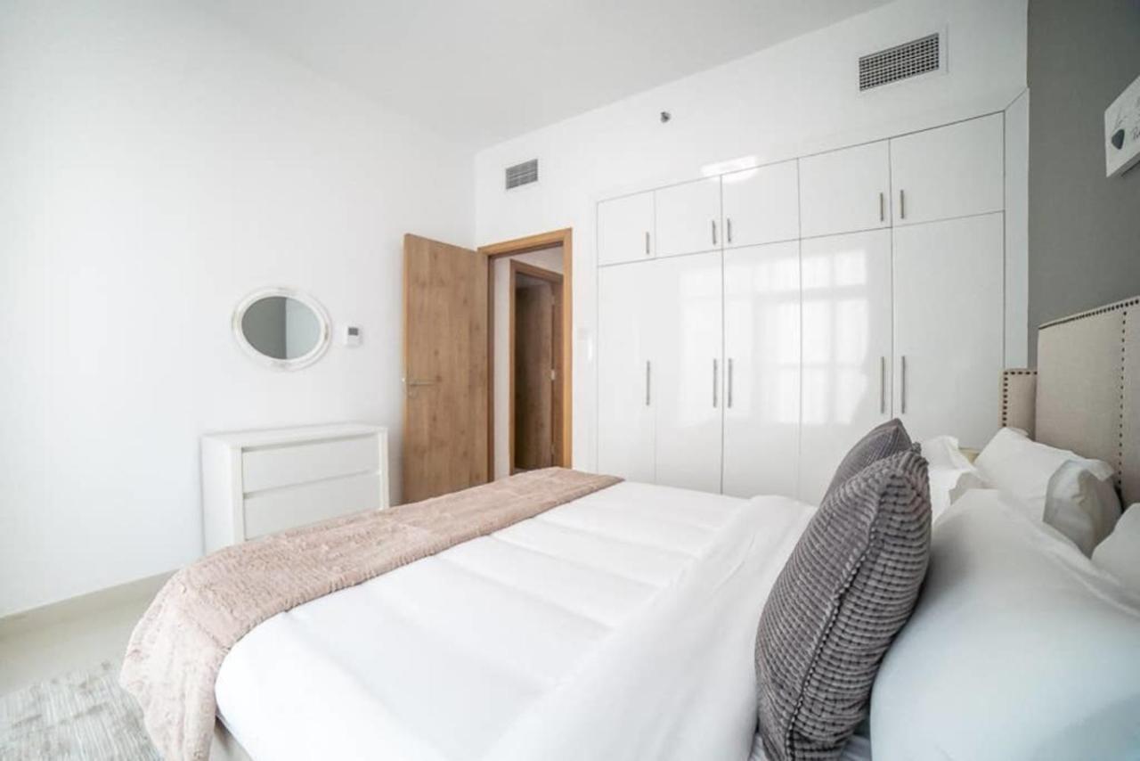 Continental Tower, Dubai Marina - Luton Vacation Homes Екстериор снимка