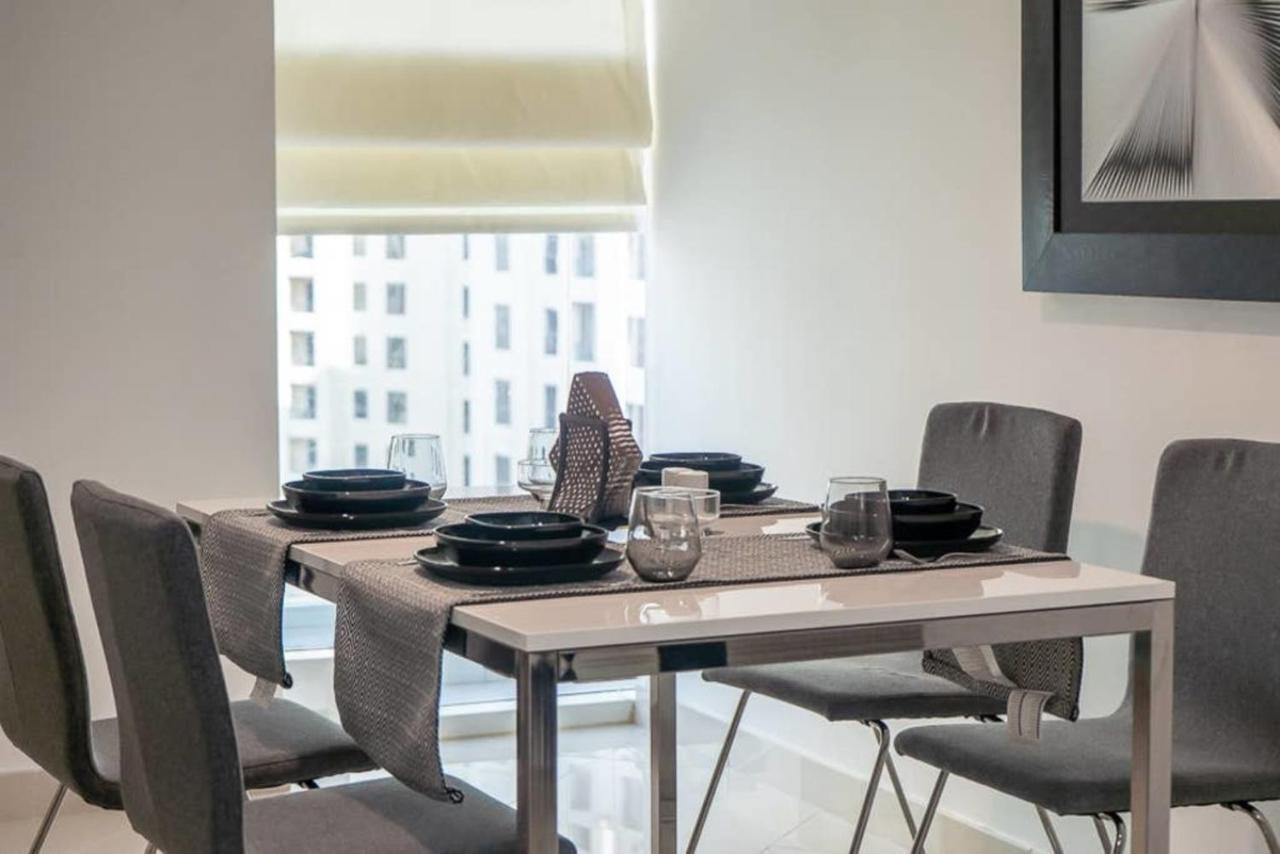Continental Tower, Dubai Marina - Luton Vacation Homes Екстериор снимка