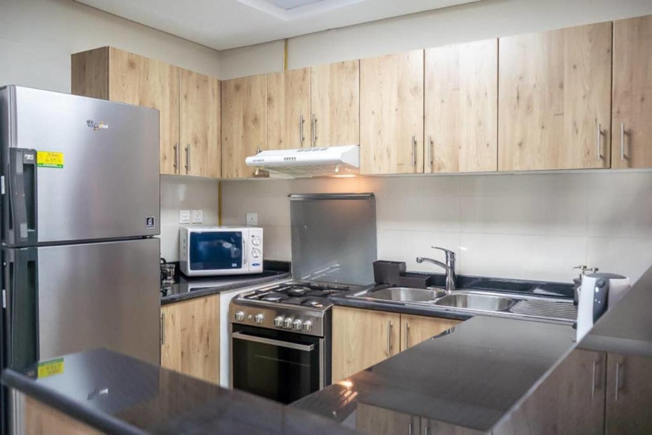 Continental Tower, Dubai Marina - Luton Vacation Homes Екстериор снимка