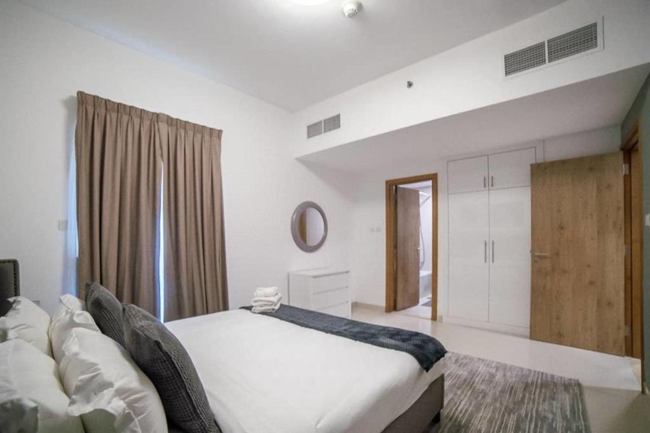 Continental Tower, Dubai Marina - Luton Vacation Homes Екстериор снимка
